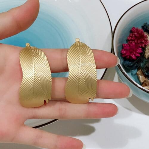 Flatfoosie Fashion Alloy Leaf Stud Earrings For Women Metal Gold Color Statement Earrings 2019 Wedding Party Female Jewelry