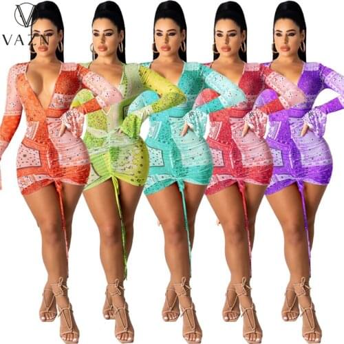 VAZN Sexy Club Birthday Straight V-neck Beach Wind Print Vestido Short Sleeve Young Dress Mature Fashion Dress