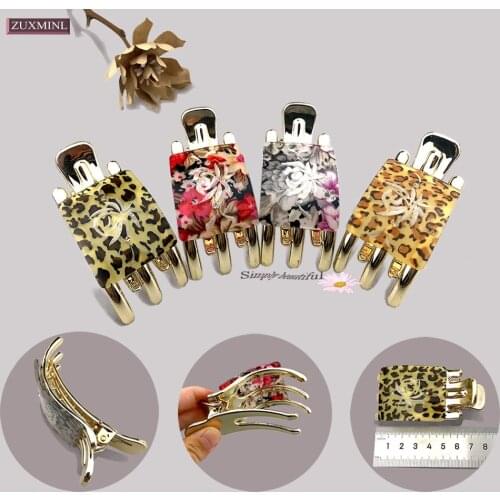 1pcs Women Fashion Carved Flower Hair Claw Clip Leopard Banana Hairclip Print Crab Hairpin Acrylic Barrettes Girl Accessories