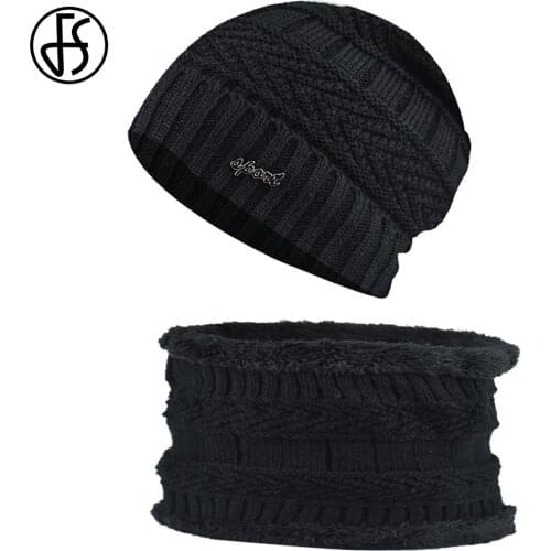 FS 2020 New Designer Winter Hats And Scarf Set For Women Men Black Red Knitted Hat Plus Velvet Neck Warm Skullies Beanie Bonnet
