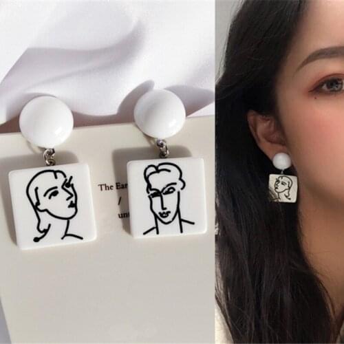 Vintage Acrylic Square Asymmetrical Abstract Portrait Pendant Drop Earrings for Women Girls Teens Korean Fashion Earrings 2021