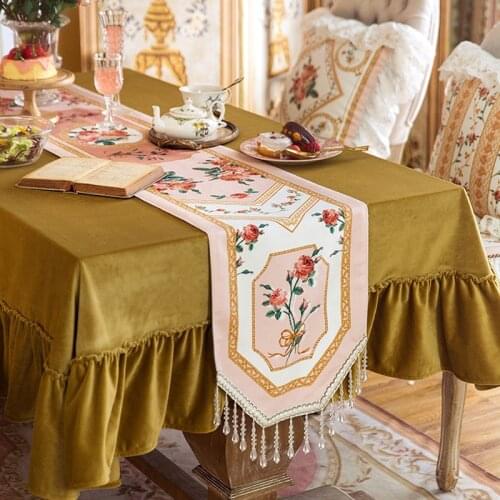Rose Print Table Runner Party Wedding Decoration Table Runner TV Cabinet Dining Table Cover European Pastoral Beaded Tassel Cove