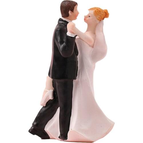 Bride and groom dance wedding Doll Resin Crafts Decoration Valentines Day Gift Cake Top Decoration wedding gift toy