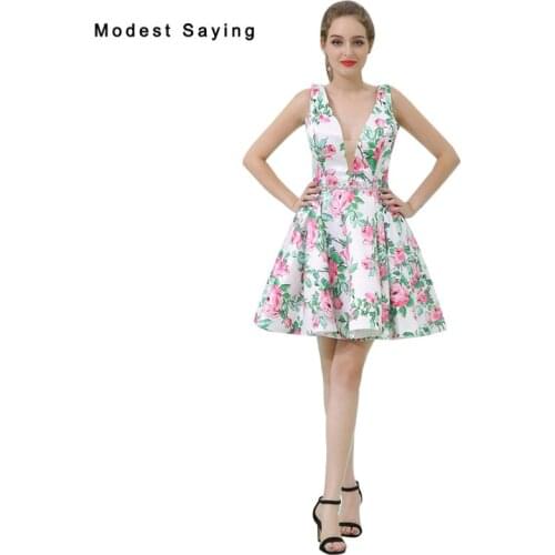 Sexy Green A-line Beaded Floral Print Short Cocktail Dresses 2017 Girls Mini Homecoming Prom Gowns vestidos de coctel B056