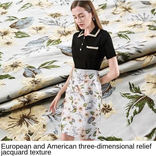 Designer jacquarcd fabric three-dimensional embossed flower jacquard fabric windbreaker jacket brocade satin suit Hanfu fabric