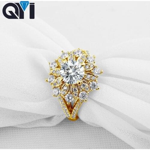 QYI Flower shape 14K Solid Yellow Gold Rings 1 ct Round Cut Sona Simulated Diamond Engagement Ring For Wedding Jewelry