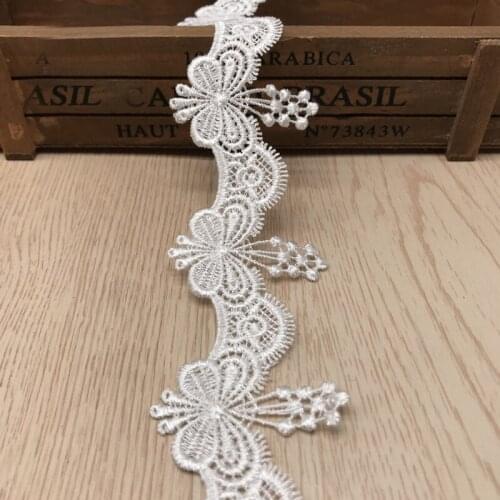 15Yards 5CM White Polyester Lace Trims Butterfly Applique Embroidered Water Soluble Lace Sewing Accessories