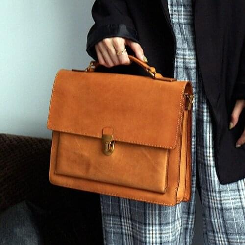 2021 New vintage top layer cowhide Women briefcase, Leather large capacity Handbags , Business versatile shoulder messenger Bag