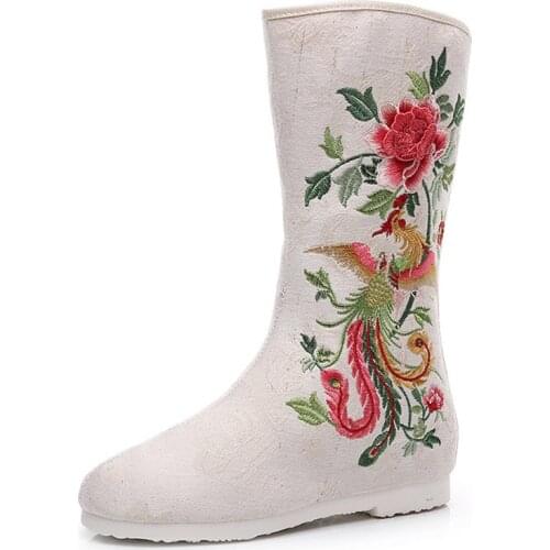 Phoenix Sparrow 2020 Winter New Three-dimensional Flower Ancient Style Boots Chinese Embroidered Shoes Elevator Hanfu Boots