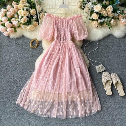 Summer Women Slash Neck Puff Sleeve Pleated Mesh Gauze Ruffles Dress Lady Embroidery Lace Flower Elastic Slim Waist Chic Dress