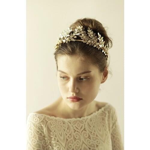 Romantic Luxury Bridal Headdress Crystal Rhinestone Pearl Golden Leaves Hair Hoop for Wedding Perform Studio Photo Prop O870