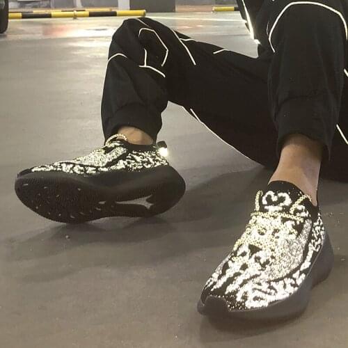 Mens Breathable Sneakers Hip Hop Sneakers Mens Shoes Casual White Men Slip On Trainers Fashion Human Race For Homens
