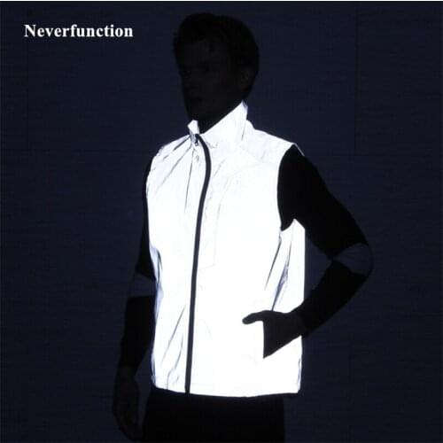 New spring Fashion full reflective Hip hop Men sleeveless Windproof jacket Nightclub stage performances Streetwear Vest coats