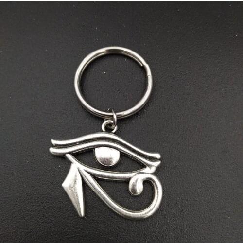 Alloy Metal Egyptian Eye of Horus Pendant Keychain Stainless Steel Keyring Classic Egypt Jewelry Accessory for Men Women