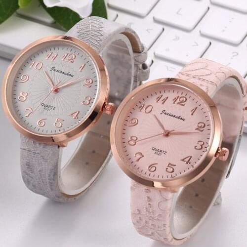 2020 Creative Three-Dimensional Embossed Leather Strap Small Fresh Fashion Female Quartz Women Watch Chrysanthemum Dial zegarki