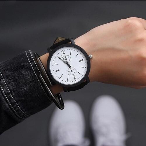Quartz Watches Romantic Big Dial Watch Leather Band Watch Fashion Cute Wristwatch Women Men Clock Women Clock Relogio Feminino