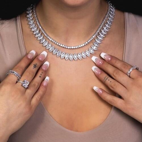 2021 New Hip Hop Bling 16" 18" Iced Out 5A CZ Cluster Chain Women Geometric Oval Shaped Bling Cubic Zirconia Ice Choker Necklace