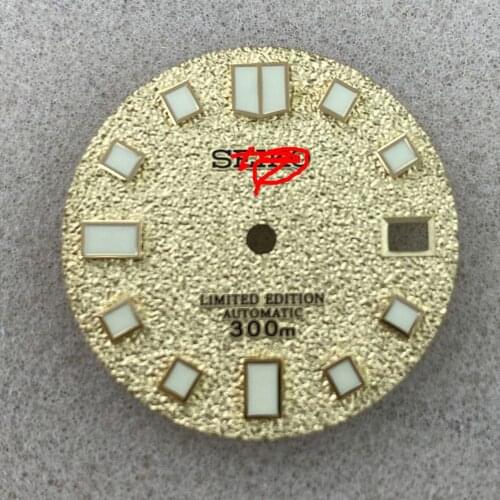 Modification accessories gold Japanese C3 luminous 28.5mm dial suitable for NH35 movement
