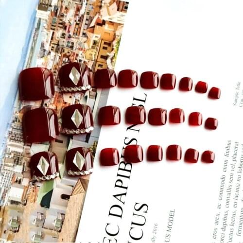 24pcs Rhinestones Inlaid Toenail Patch Red Wine Glue Type Removable Short Paragraph Manicure False Toenail Patch SK88
