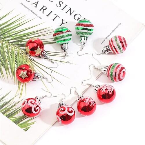 Bohemian Vintage Hollow Out Fan Shape Leather Flower Drop Earrings for Women Big Statement Earrings Gold Metal Boho Jewelry Gift