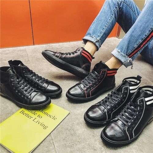 Men Casual Shoes Black Lace-Up High-Top Short Leather Boots Fashion Trend All-Match Soft Comfortable Sneakers