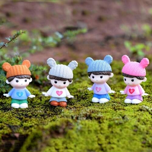 4pcs/set Sweety Lovers Couple Figurines Miniatures Ornament Fairy Garden Gnome Moss Terrariums Resin Crafts Home Decoration