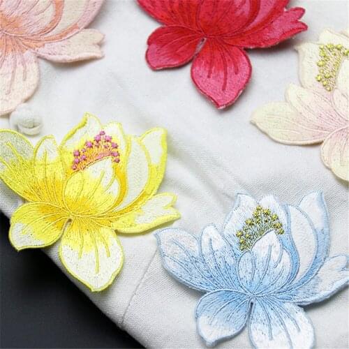 Ursmart 1 Pc High Quality lotus Flower Floral Patch Applique Badge Embroidered Fabric Sticker Clothes Jacket Jeans Garment Patch