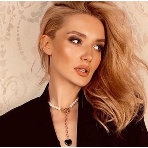 Trendy Baroque Style Golden Chain with White Pearls Women`s Neck Choker Fashion Multi Layered Necklace