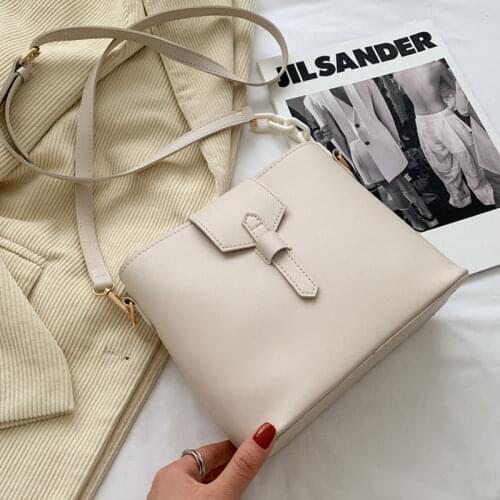 2021 Fashion Large Capacity Bucket Bag For Women Pu Leather Ladies Shoulder Bag Simple Female Crossbody Bag And Phone Pocket
