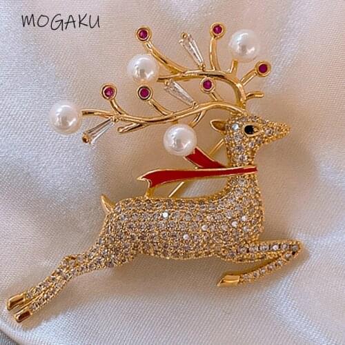 MOGAKU Fashion Jumping Fawn Brooches for Women Delicate Charm Crystal Brooch Unisex Animals Lapel Pin Coat Sweater Ornament Gift