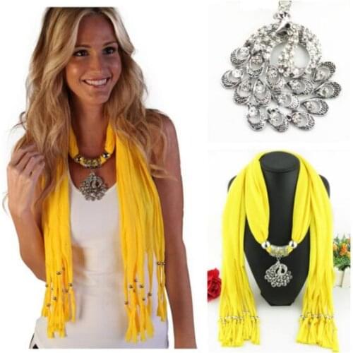 Pendants Necklaces Scarf Brand Colorful Iron Alloy Peacock Pendant Solid Scarf Lady jewelry scarf