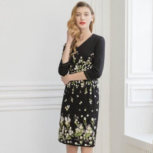 V Spring Vintage Neck sexy dress 2021 new embroidery women Knee Length Office Lady Dress plus size casual Floral Summer dresses
