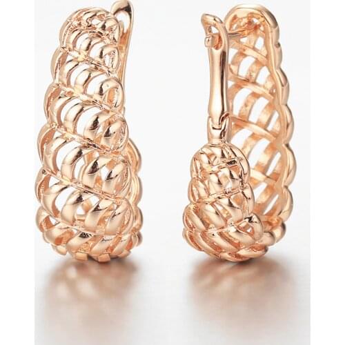 585 Rose Gold Carved Hollow Geometric Drop Earrings for Women Girls Fashion Wedding Party Jewelry Christmas Gifts DGE319