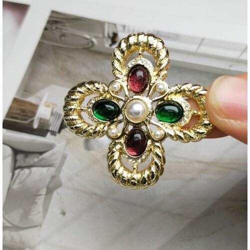Baroque Glorious Jewelry twist Design palace corsage vintage brooch coat pins