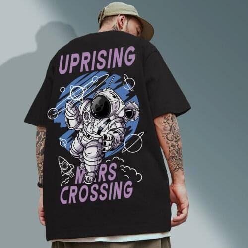 2021 New T Shirt Vertical Mens Cartoon Astronaut T-shirt Men Short Sleeve Loose Ins Fashion Brand Print Oversized Tshirt