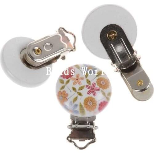 5 Pcs White Round Wood Flower Pattern Baby Pacifier Clip Holders Infant Soother Clasps Funny Accessories High Quality 45x29mm