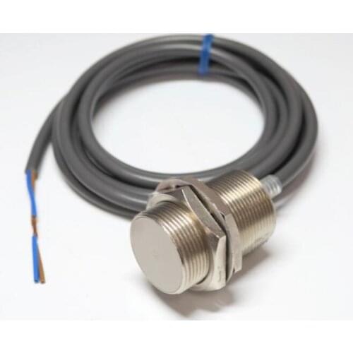 Proximity switch E2E-X10D1-N 5M BY OMS