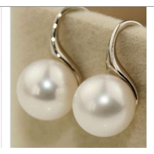 Pair of 9-10mm south sea round white pearl earring 925s