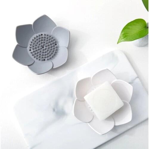 Soap Box Lotus Shape Draining Soap Dish Non-Slip Portable Silicone Soap Holder Solid Color Bathroom Supplies Kitchen Gadget 2021