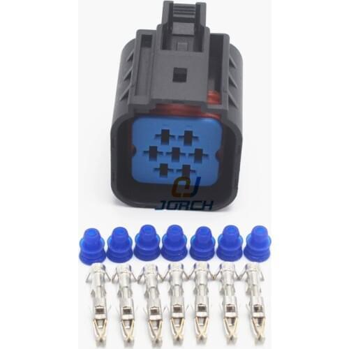 7 Pin Waterproof Automotive Wire Connector Female Auto Plug With Terminals