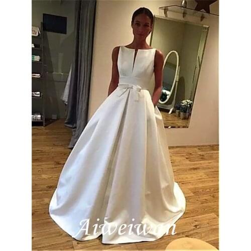 A-Line Floor-Length Sleeveless Zipper-Up Straps Bowknot Pockets Outdoor Wedding Dress 2021