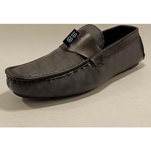 Men Black Loafers Comfortable Flat Casual Shoes Breathable Slip-On Soft Leather Designer Moccasins 2021 New Spring Summer