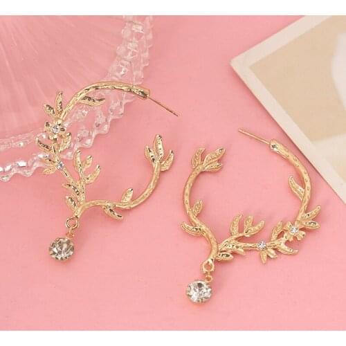 XUAN NGAN Women's Gold Earrings