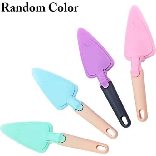 1PC Plastic Cake Server Detachable Pushable Pizza Shovel Cake Serving Utensil Butter Cheese Cutter Kitchen Tool Random Color