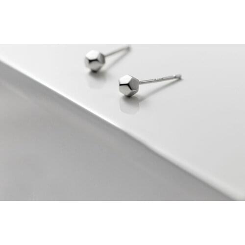 925 Sterling Silver Men Women Polyhedron Ball 4.2mm Post Stud Earrings A1612