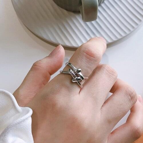 New Trendy Personality Punk Bow Rings For Women Lady Resizable Size Rings Party Jewelry Charm Gifts