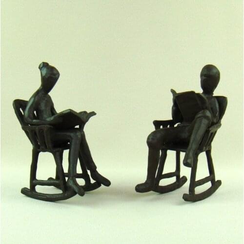 Vintage Abstract Metal Kids Reading Miniatures Ornamental Cast Iron Boy and Girl Character Sculpture Decor Craftworks Favors