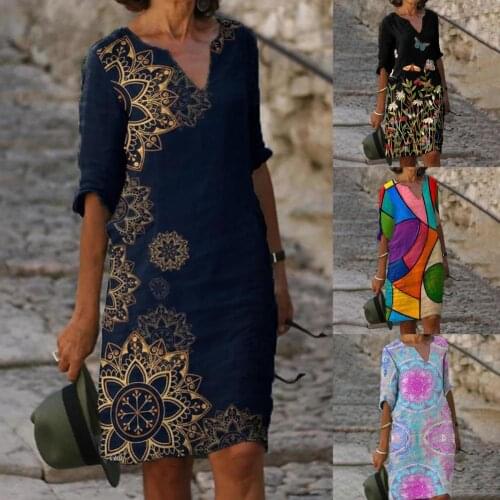 50%HOTPlus size dress ladies print loose half sleeve V neck knee-length fashion dress ladies party