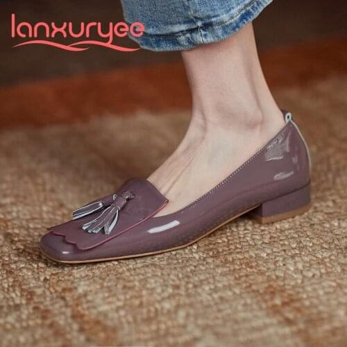Lanxuryee cow patent leather bright square toe low heel tassel decoration Korean street pretty girls charming women pumps L55