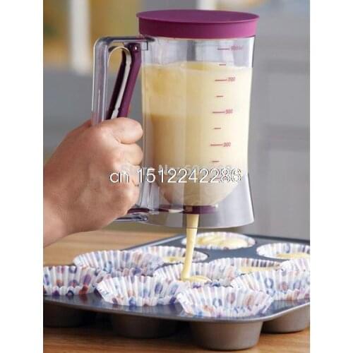 Free Shipping New Baking Essentials Cake Batter Cream Dispenser Dough Cupcake Batter Dispensers